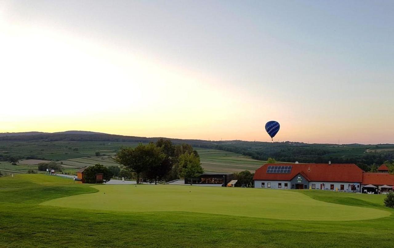 Landpension Gschwantner Lengenfeld エクステリア 写真